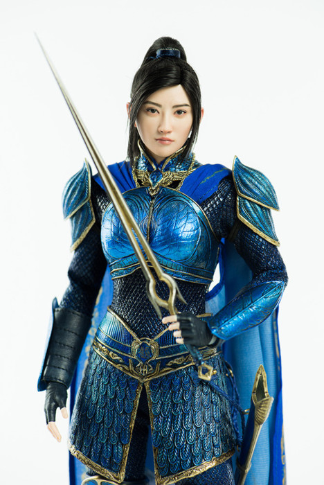 Commander Lin Mae(リン・メイ司令官)